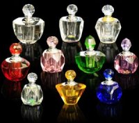 9 x verschiedene edle Glas Parfum Flacons